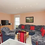 Mit Wellnessbereich In