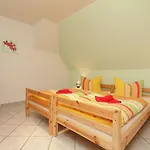 Mit Wellnessbereich In 펜션 엘렌트