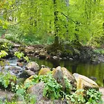 Mit Wellnessbereich In 펜션 엘렌트