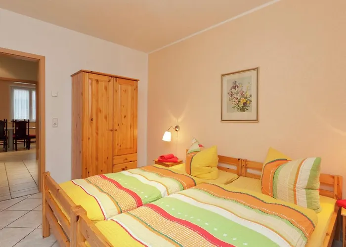 Ferienhaus Mit Wellnessbereich In *