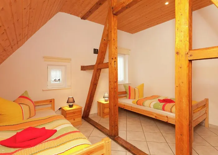 Mit Wellnessbereich In *